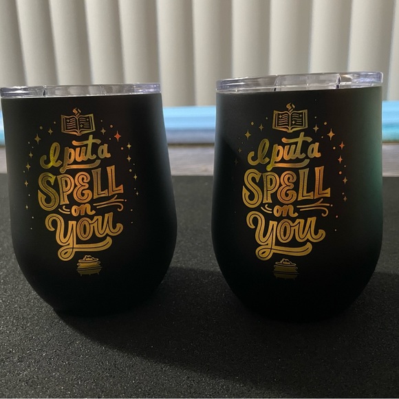 Two New wine tumblers for the Disney Hocus Pocus fan or wine fan! Set of 2. - Picture 4 of 7
